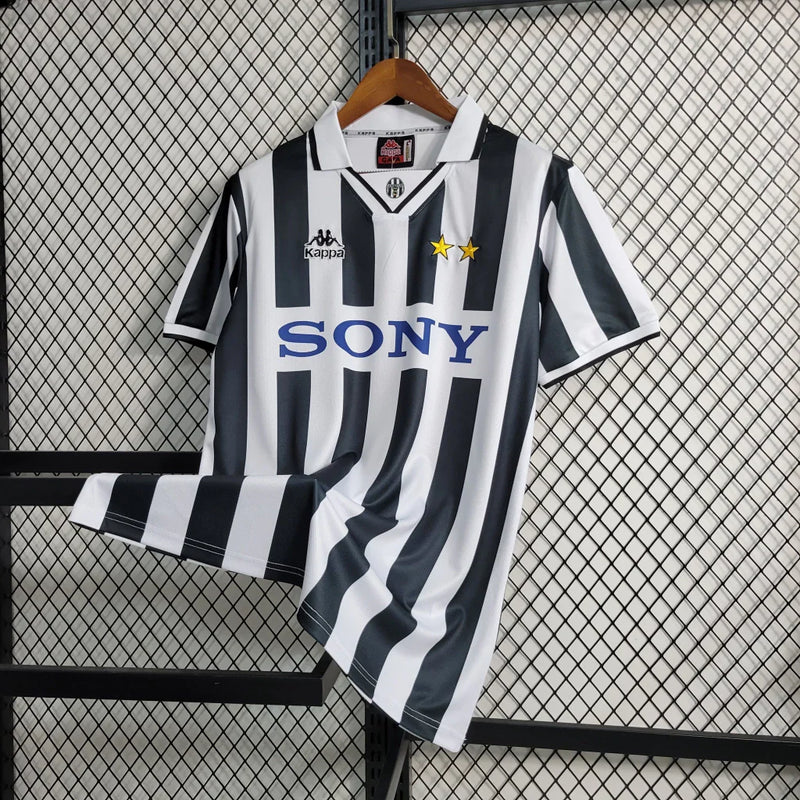 Camisa Juventus Home 1996/97 - Retrô Kappa Masculino - Preto e Branco