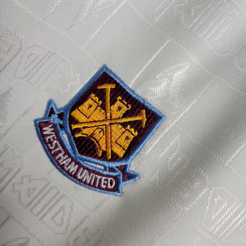 Camisa West Ham x Iron Maiden 1999 - Retrô Masculino - Branco