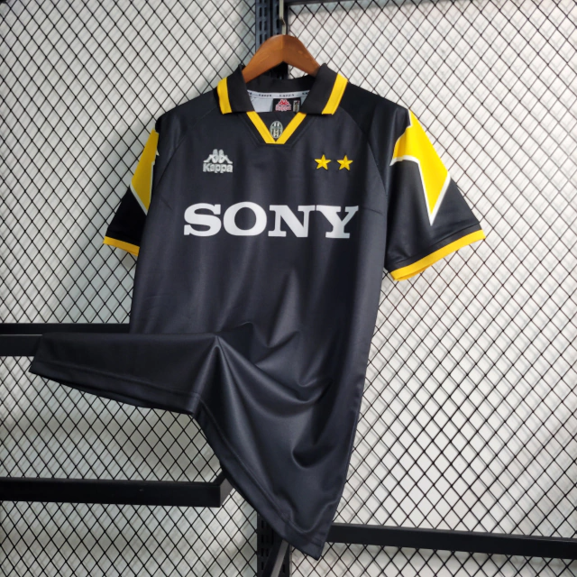 Camisa Juventus Third 1995/97 - Retrô Kappa Masculino - Preto e Amarelo