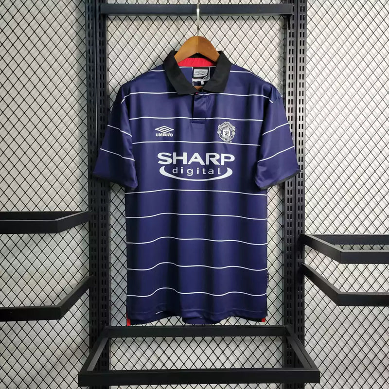 Camisa Manchester Away Third 1999/00 - Retrô Umbro Masculino - Preto